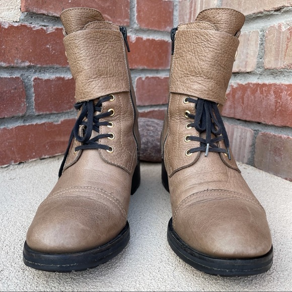 Cristhelen B.⭐️RARE⭐️Musette,Romania,Taupe Leather Lace-Up Buckle Boots Sz 6.5 - Picture 3 of 10